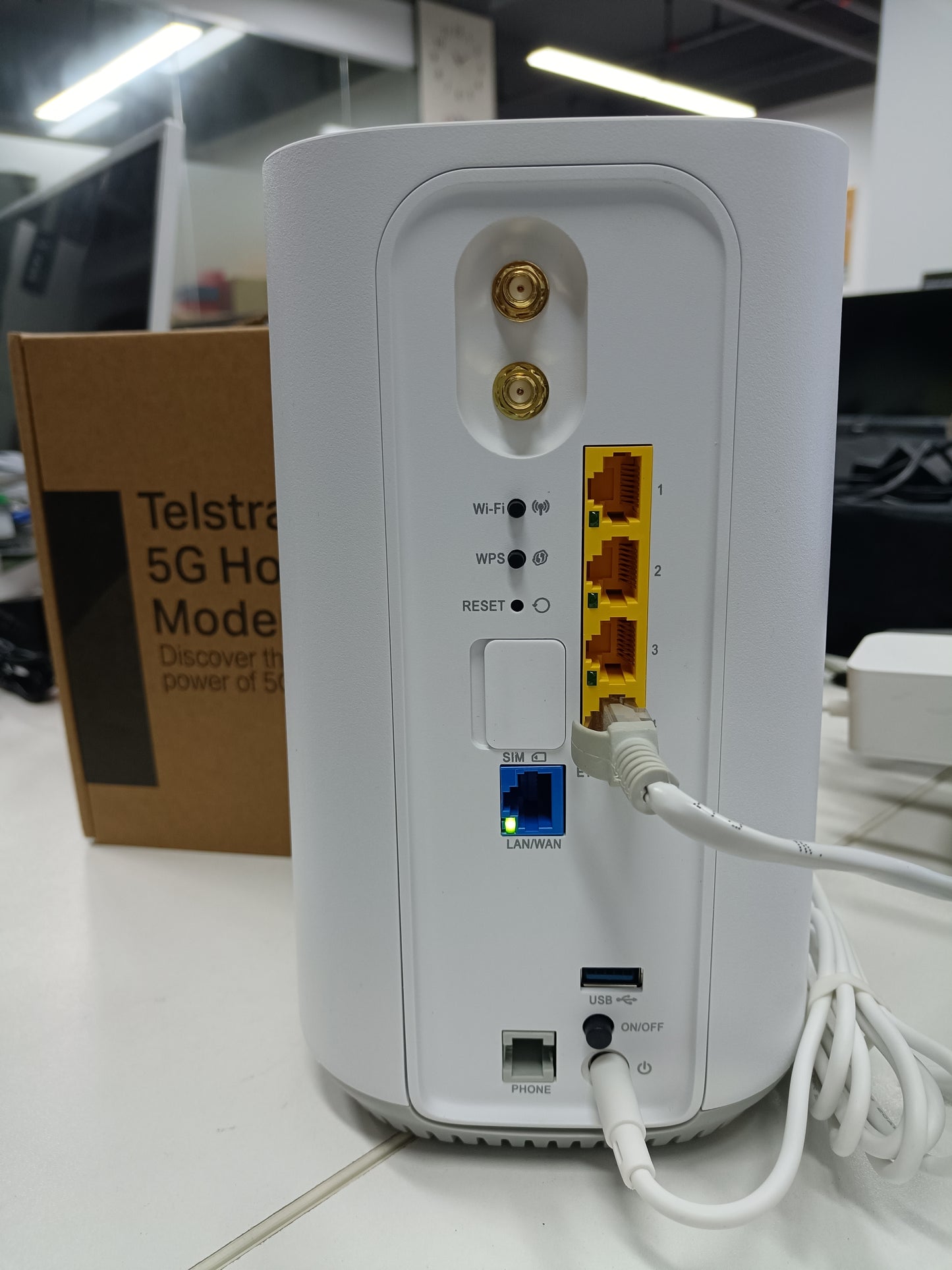 Telstra 5G Home Modem AW1000 Unlocked & Compatible with All Australian Carriers Wi-Fi 6 AX3600